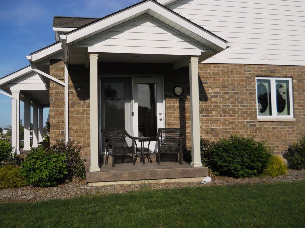Wenzler'S Landing B&B Wheatley ภายนอก รูปภาพ